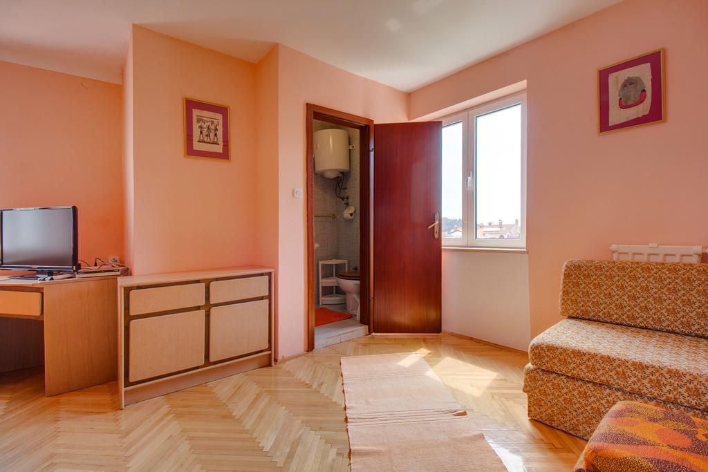 Apartment Mario Mali Losinj Room photo